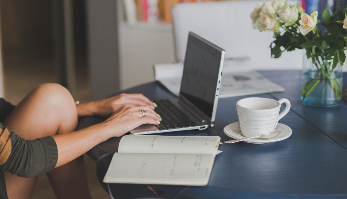 laptop, workstaion, office-4906312 Boekhouder Maastricht